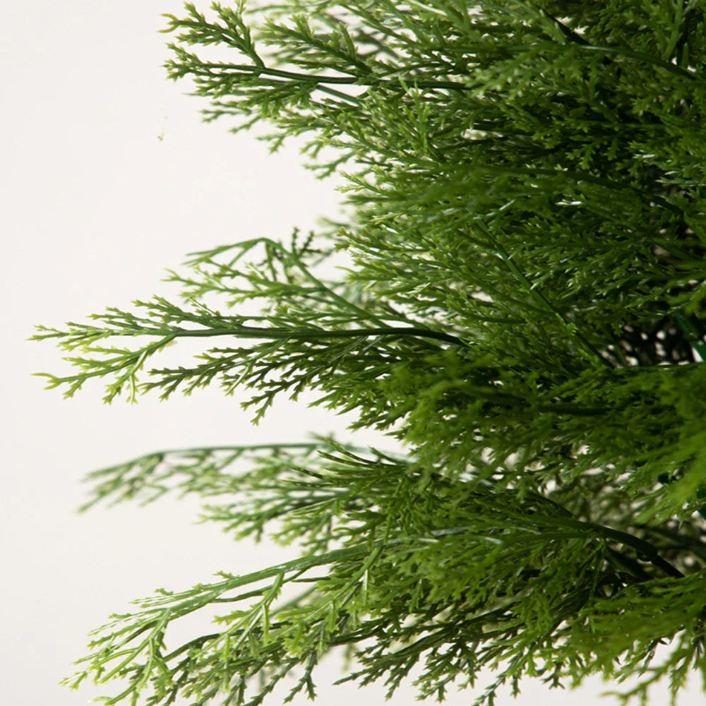 Dlight Decor 50cm Christmas Pine Tree with Realistic Cedar Branch
