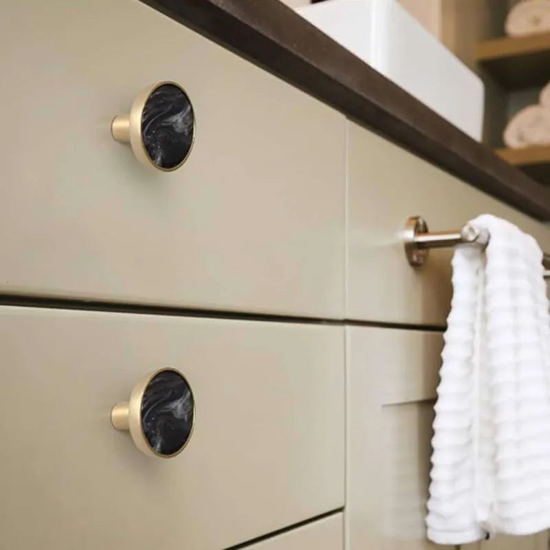 High-Grade Shell Single Hole Cabinet Handles - Creative Gold Drawer Knobs and Multipurpose Wall Hooks Knobs