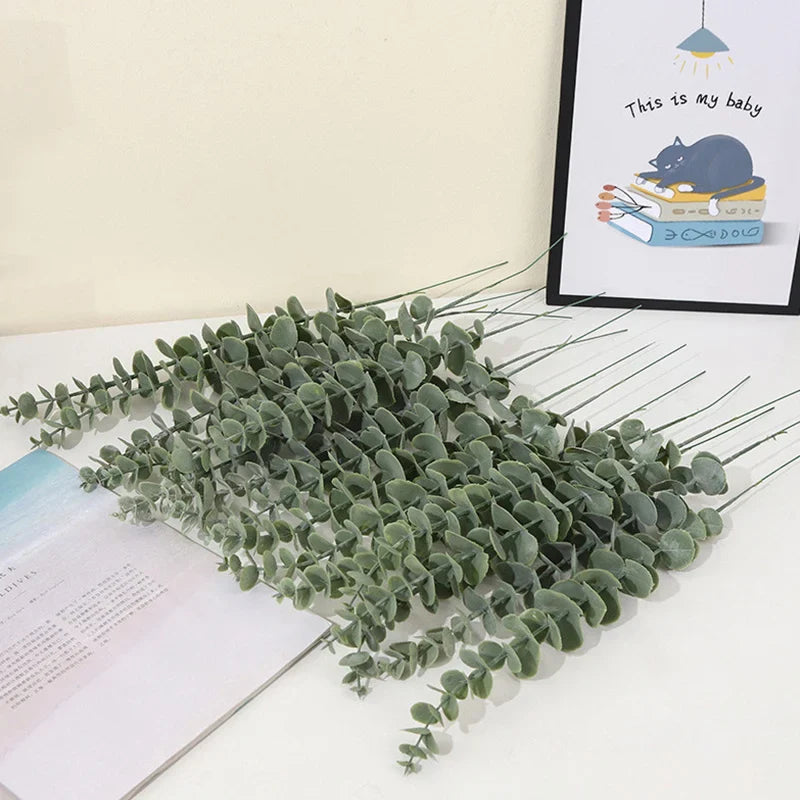 Dlight Decor 42cm Eucalyptus Branches with Money Leaves Set 42cm White / 6pcs