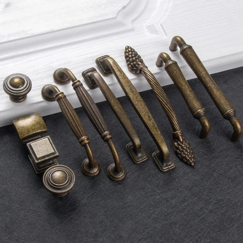 Antique Bronze Cabinet Handles - Retro Drawer Pulls Vintage Zinc Alloy Kitchen Hardware for Furniture Dresser and