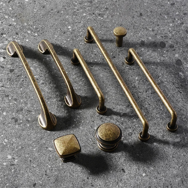 Antique Zinc Alloy Drawer and Cabinet Handles – Retro Bronze Vintage Style Handles