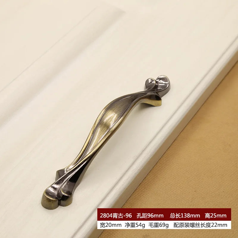 Retro Bronze Cabinet Handles - Antique Metal Kitchen Door Pulls and Wardrobe Knobs 128mm 2804-96mm Handles
