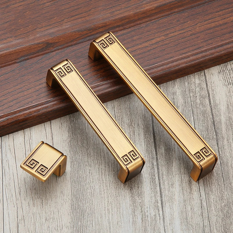 Antique Yellow Bronze Wardrobe Handles - Modern Zinc Alloy Drawer Knobs for Cabinets and Closets Handles