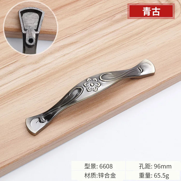 Antique Bronze Cabinet Handles - Vintage Zinc Alloy Drawer Pulls for Furniture 6608 96mm Handles